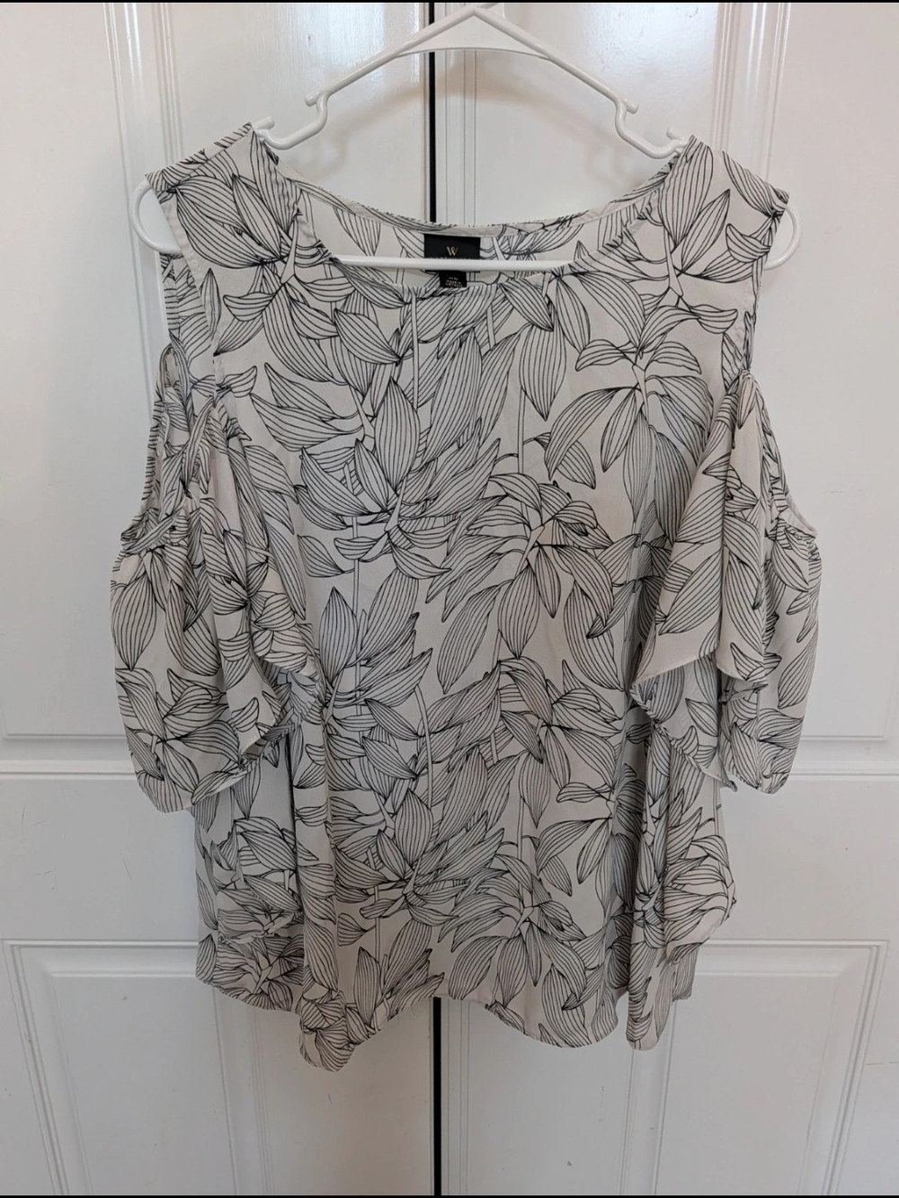 Worthington White Cold-Shoulder Floral Blouse with Black Line Print